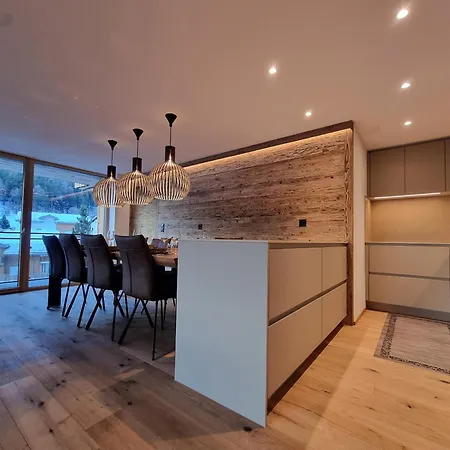 Riverside 3rd Floor North Apartament